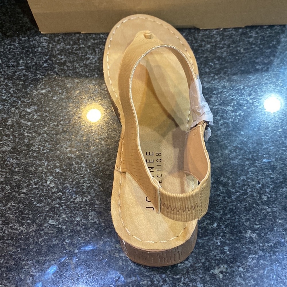 Tan Sandals - Picture 3 of 5